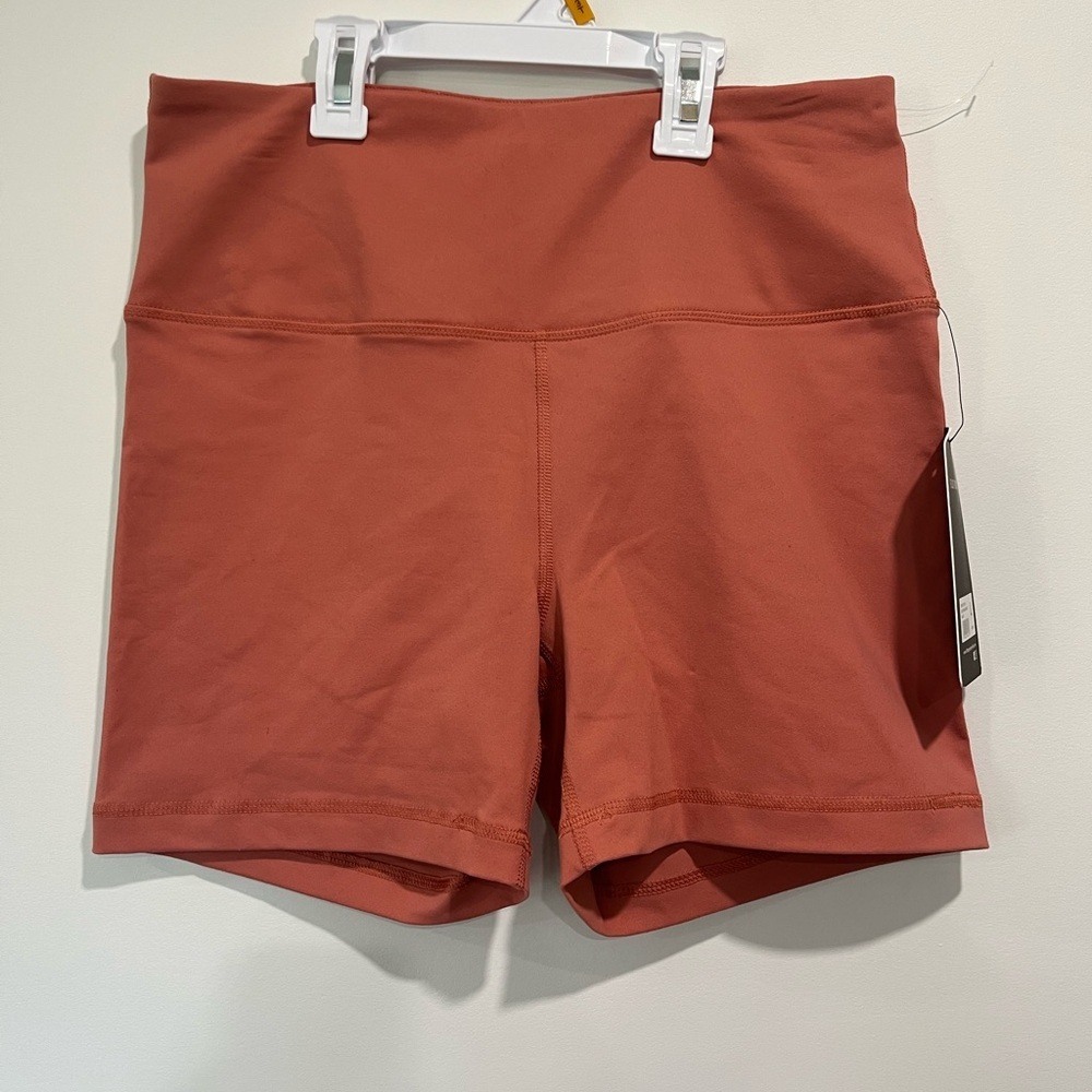 NWT 90 Degree By Reflex High Waist Light Mahogany Bike Shorts Women’s Large
